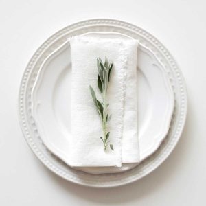 linentales_napkins-white-fringes_resort-conceptstore