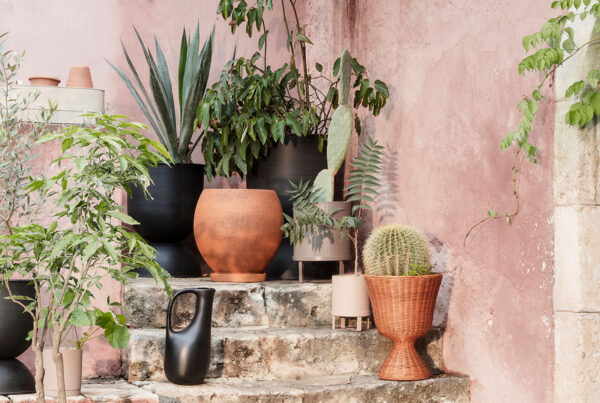 category-outdoor-living_2022-header_resort-conceptstore
